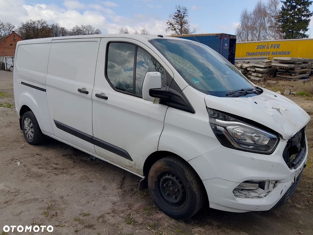 Ford TRANSIT CUSTOM L2H1 - 3
