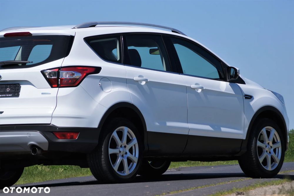Ford Kuga - 12