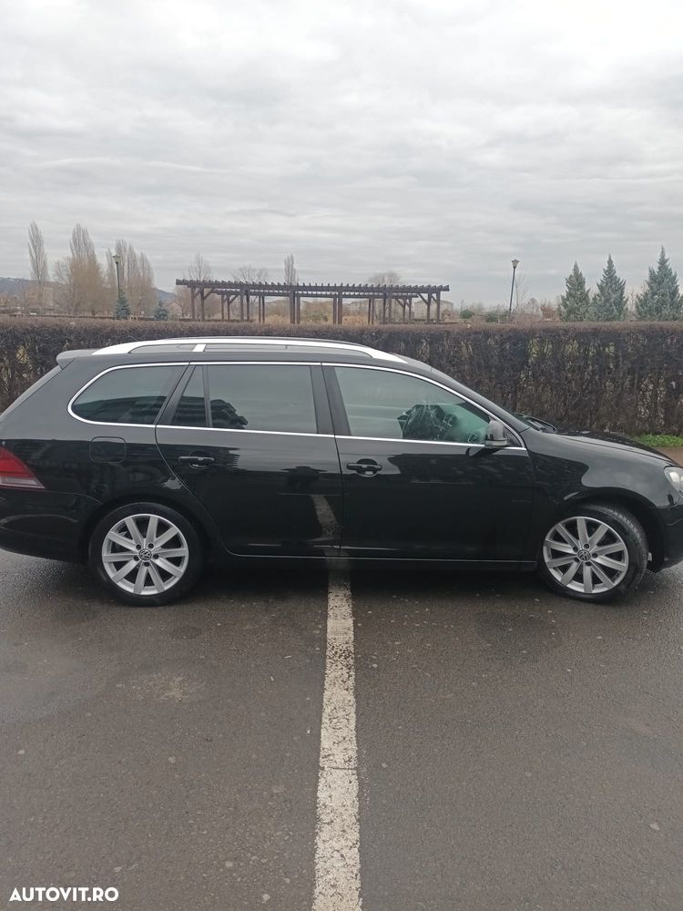 Volkswagen Golf - 11