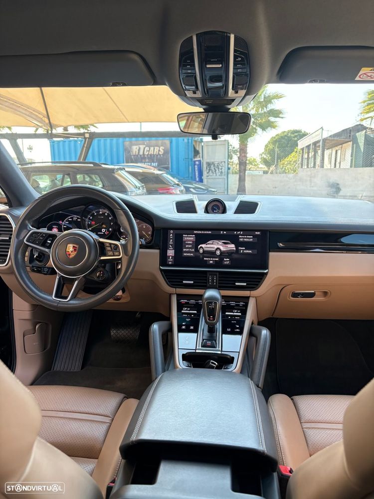 Porsche Cayenne Coupé E-Hybrid Platinum Edition - 17