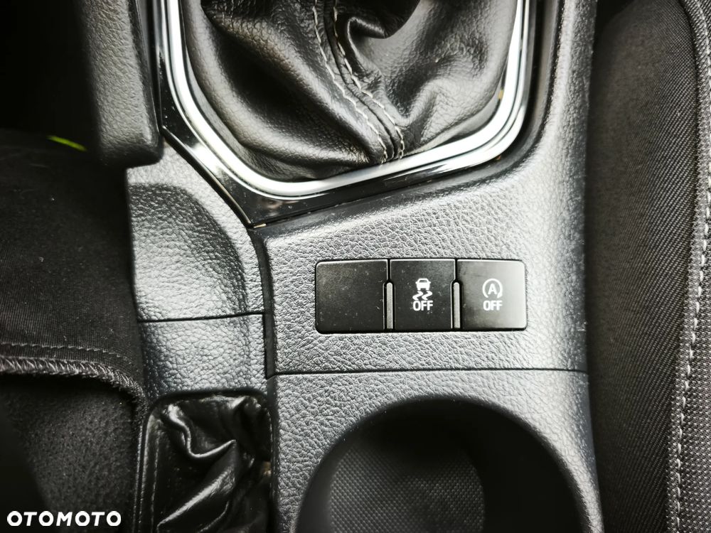 Toyota Auris 1.2 Turbo Edition S+ - 25