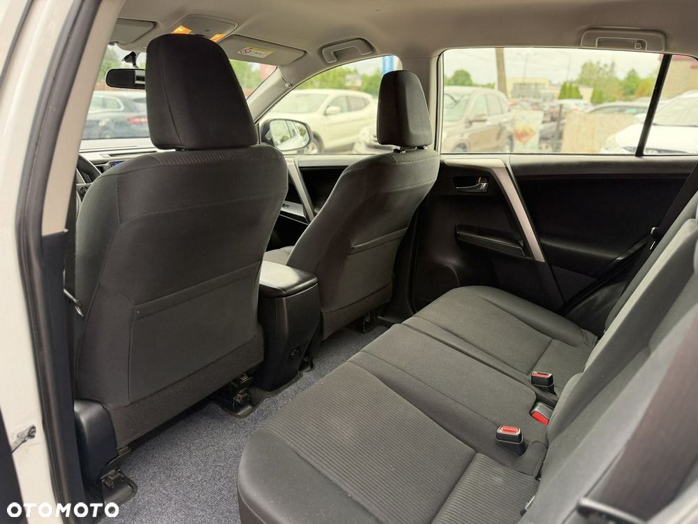 Toyota RAV4 - 22
