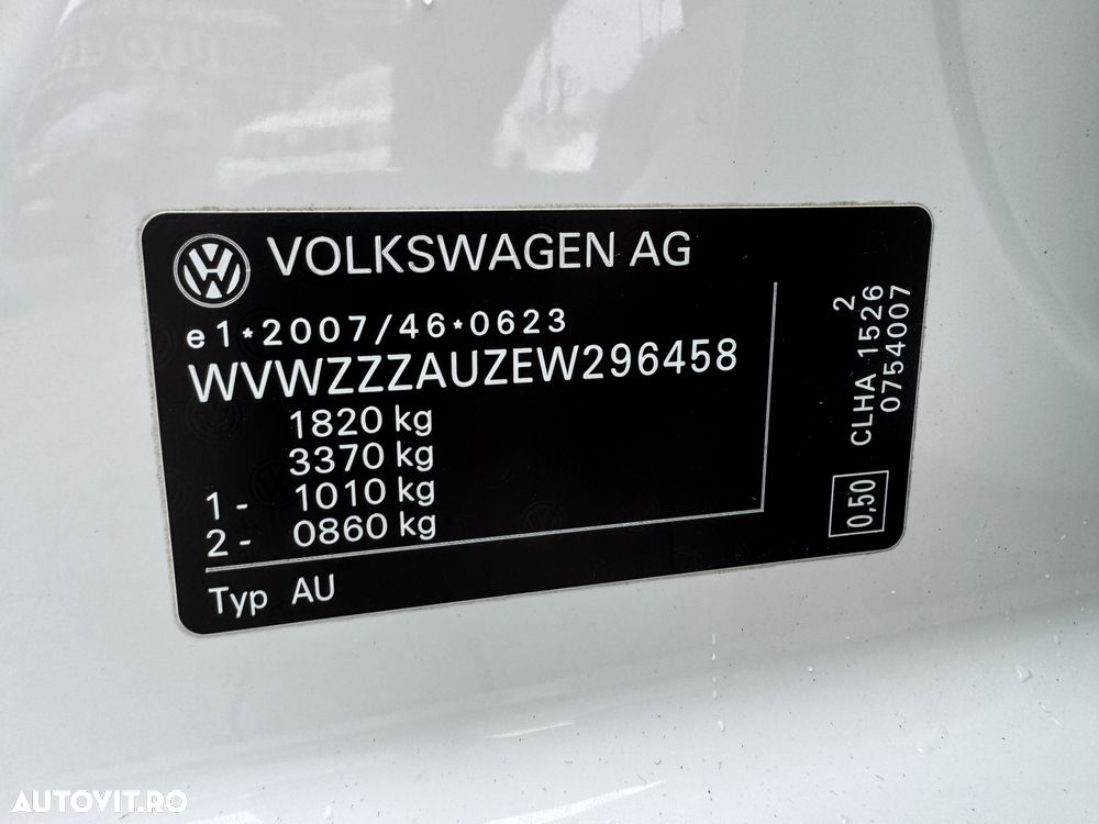 Volkswagen Golf 1.6 TDI BlueMotion Technology Comfortline - 22