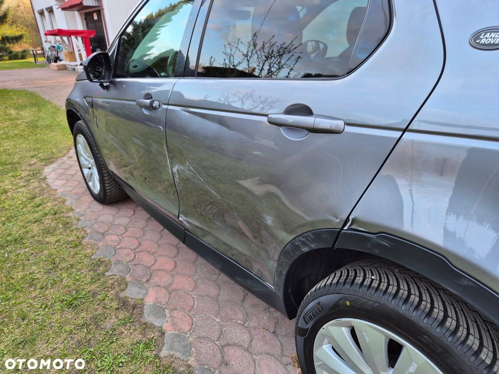 Land Rover Discovery Sport 2.0 P200 mHEV S - 9