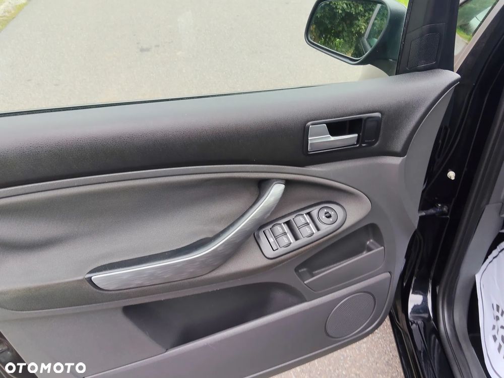 Ford C-MAX 1.8 Style+ - 17
