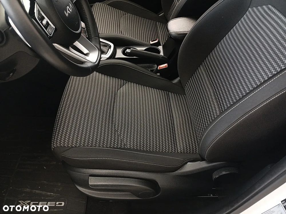 Kia XCeed 1.5 T-GDI M DCT - 13