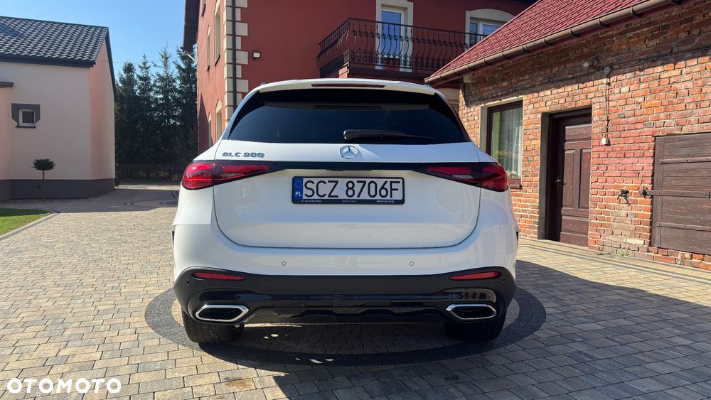 Mercedes-Benz GLC - 26