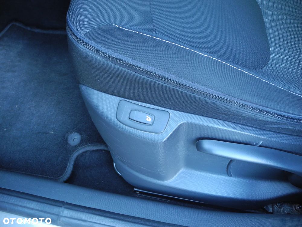Renault Captur - 17