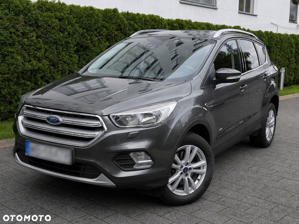 Ford Kuga - 1
