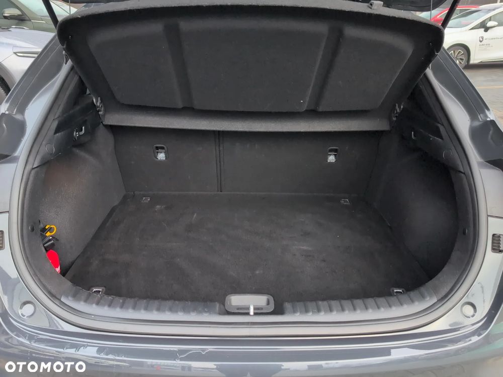 Kia XCeed 1.5 T-GDI M - 17