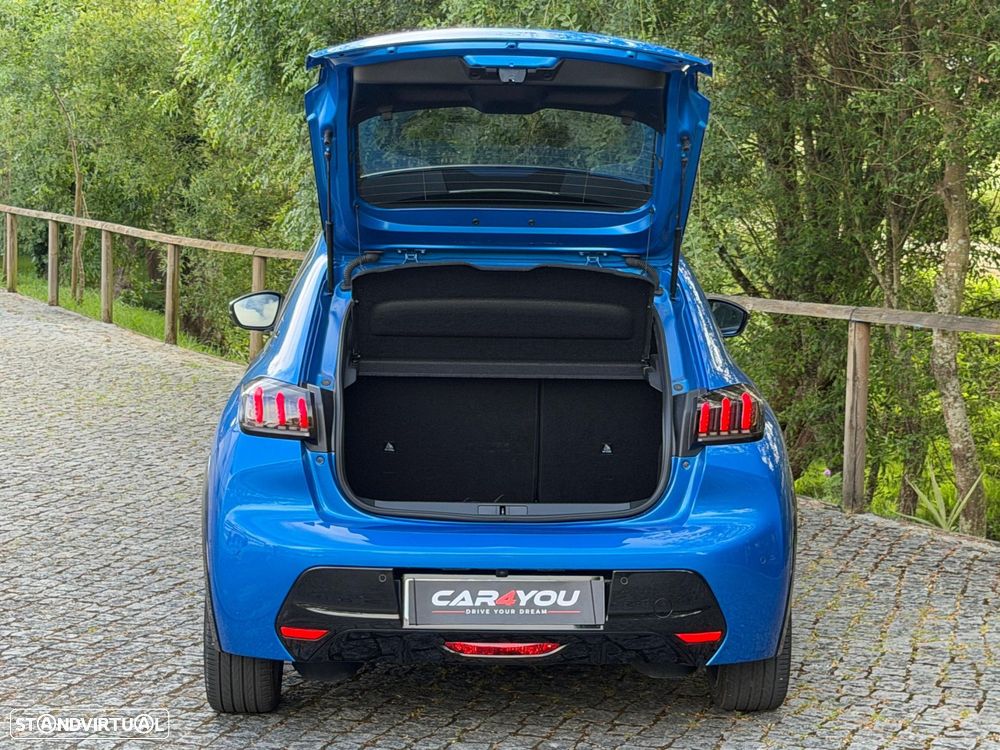 Peugeot e-208 50 kWh GT - 12