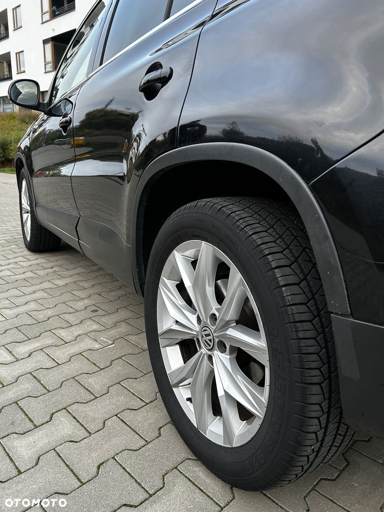 Volkswagen Tiguan - 14