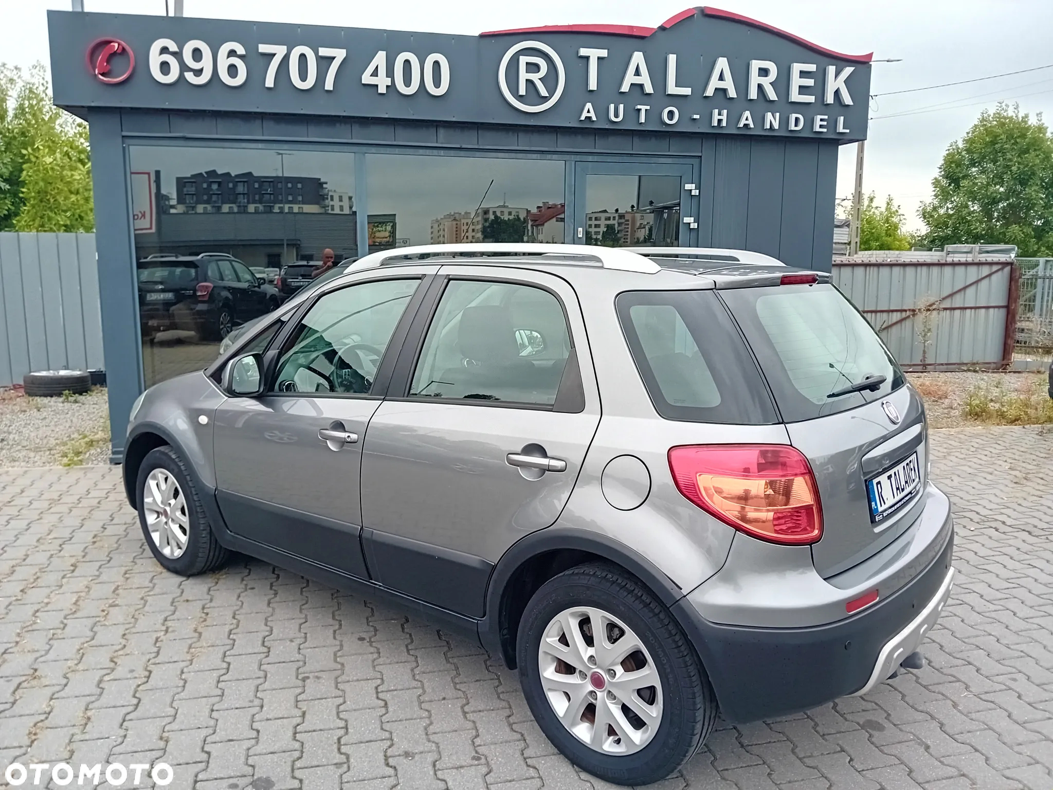 Fiat Sedici - 13