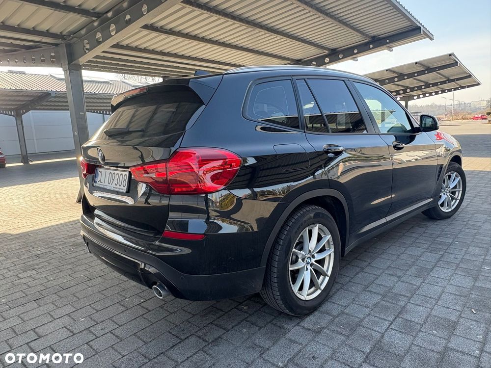 BMW X3 sDrive18d - 4