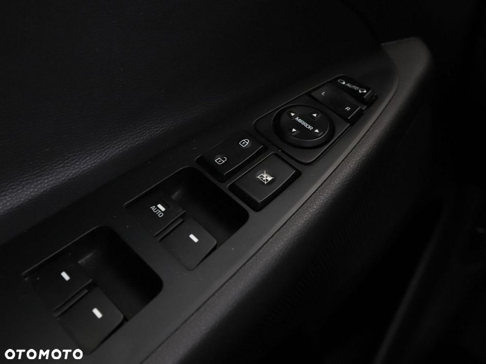 Hyundai Tucson 2.0 CRDi 4WD Automatik Intro Edition - 35