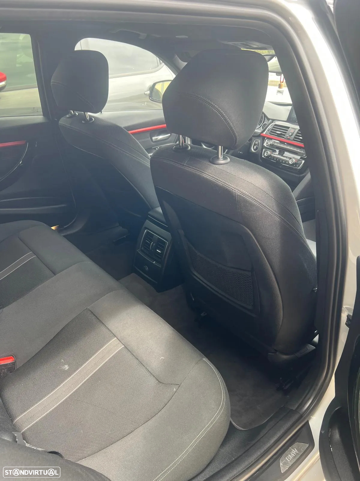 BMW 320 d Touring Aut. Sport Line - 26