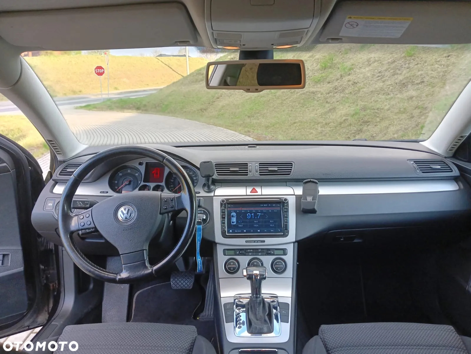 Volkswagen Passat 2.0 TDI Sportline DSG - 16