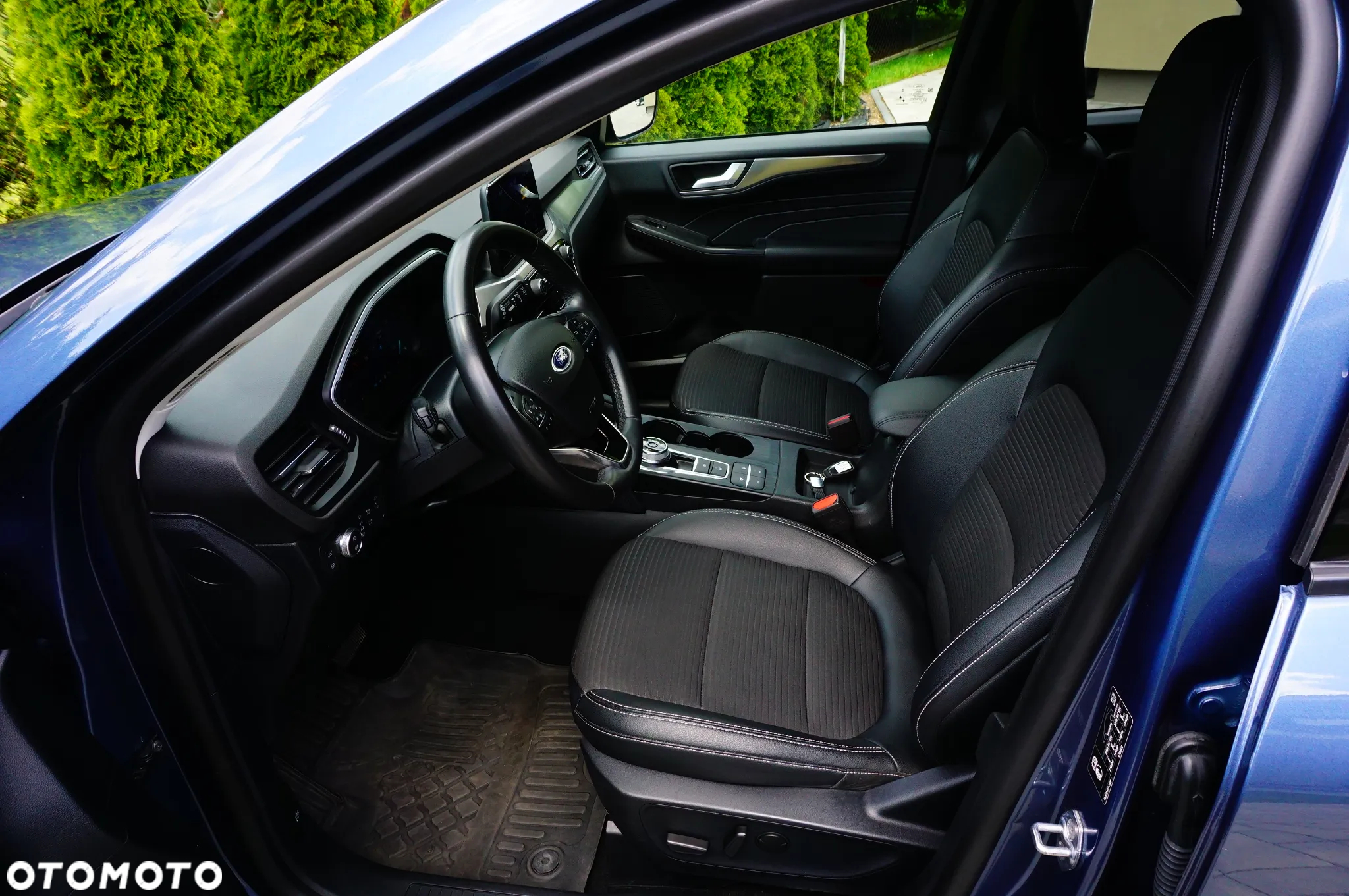 Ford Kuga 2.5P PHEV FWD Titanium X - 16