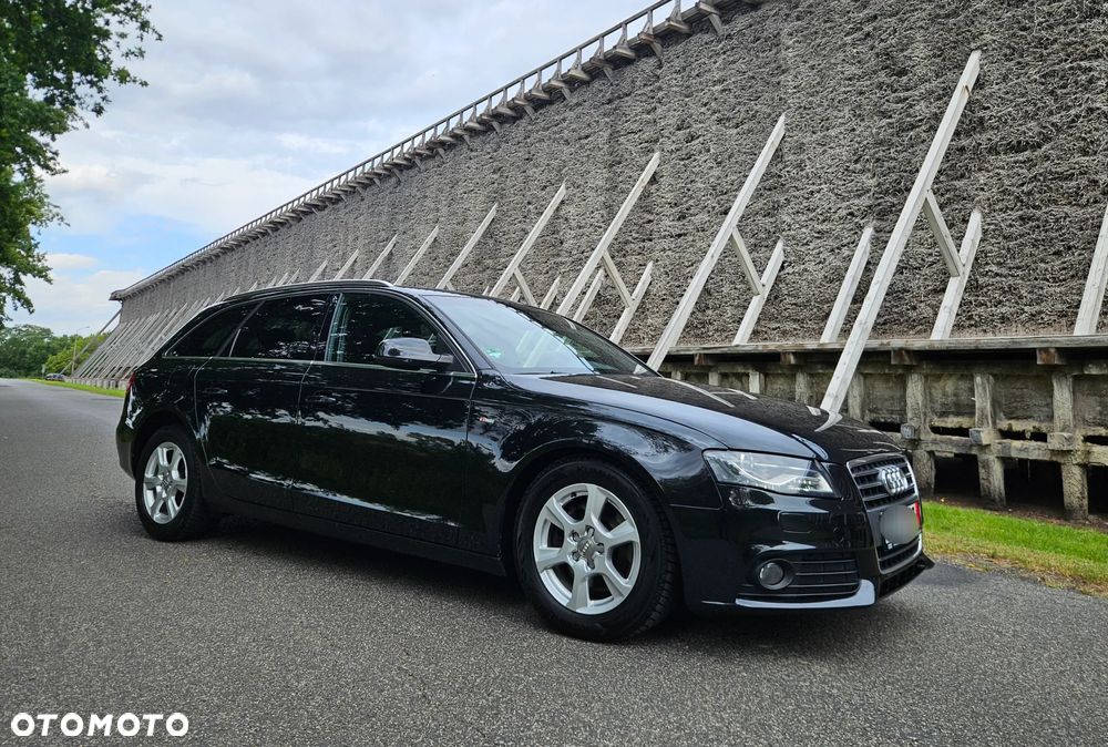 Audi A4 Avant 2.0 TDI - 9