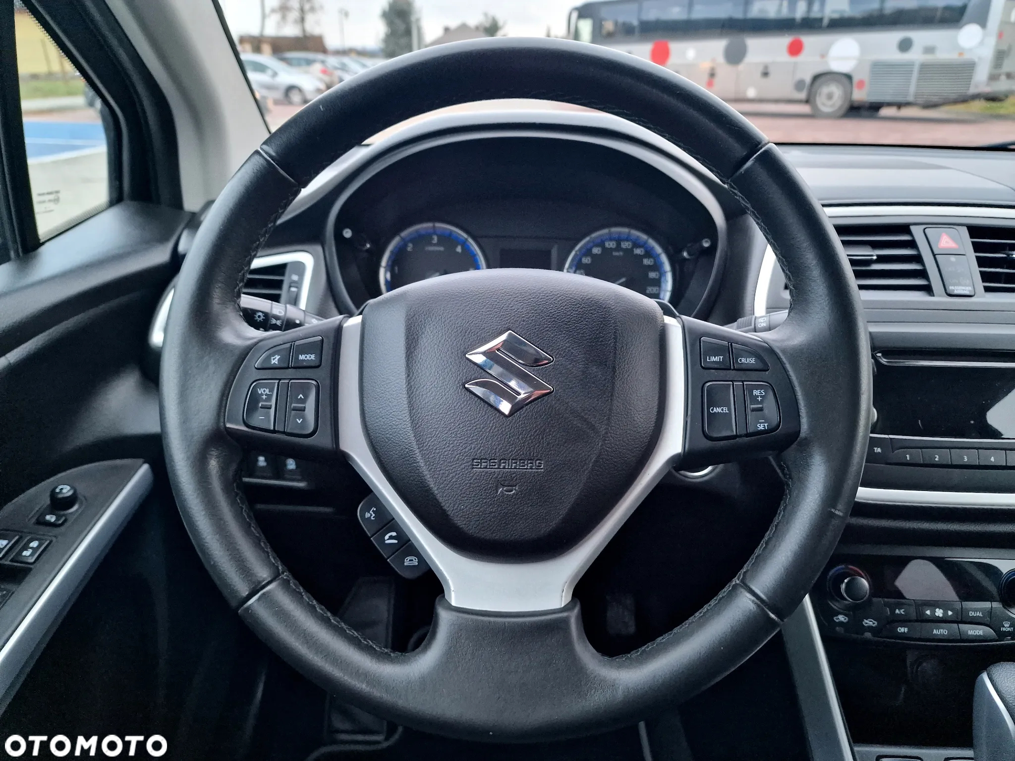 Suzuki SX4 S-Cross 1.6 DDiS Allgrip TCSS Comfort+ - 18