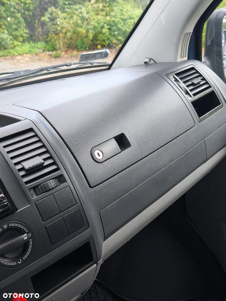 Volkswagen Transporter - 17