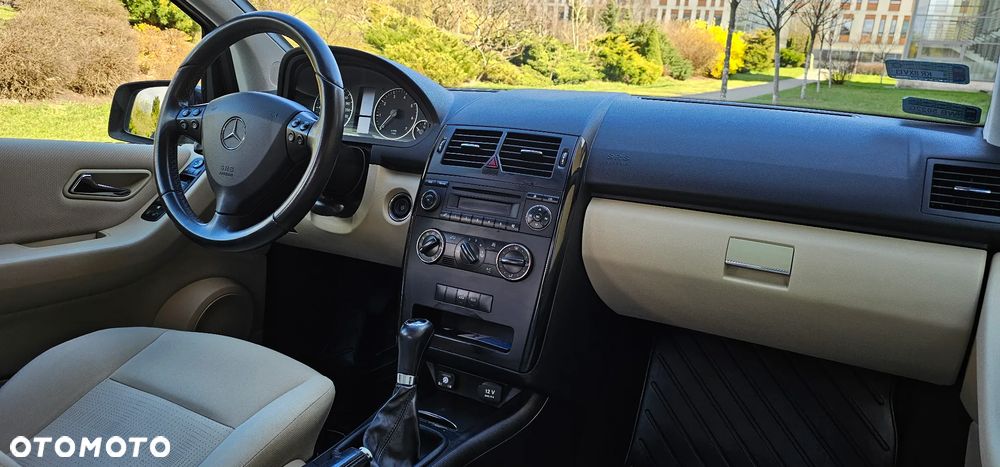 Mercedes-Benz Klasa A 150 BlueEfficiency - 9