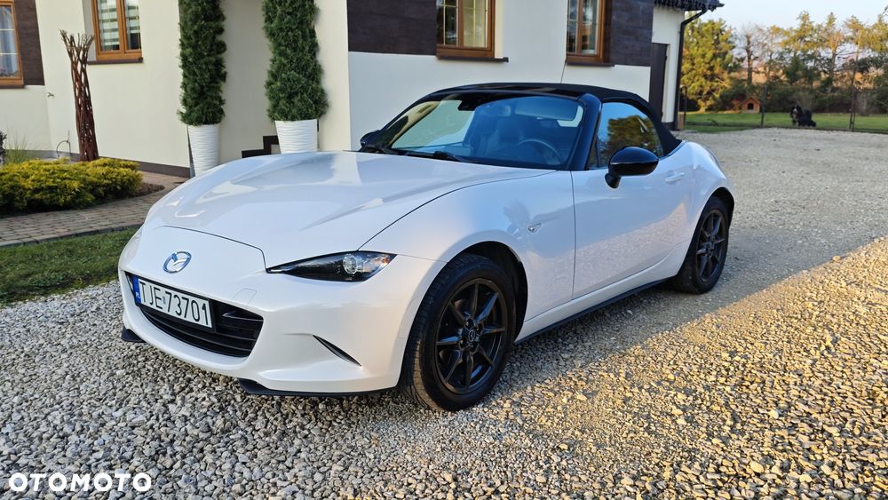 Mazda MX-5 SKYACTIV-G 131 Sports-Line - 1