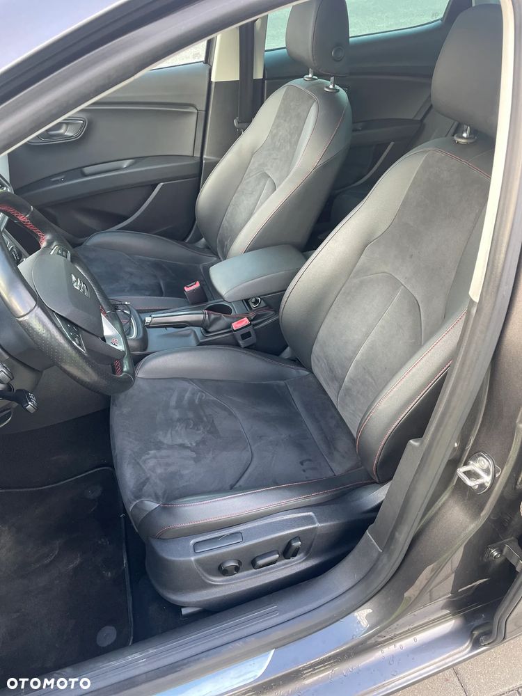 Seat Leon 2.0 TDI FR Black S&S - 26