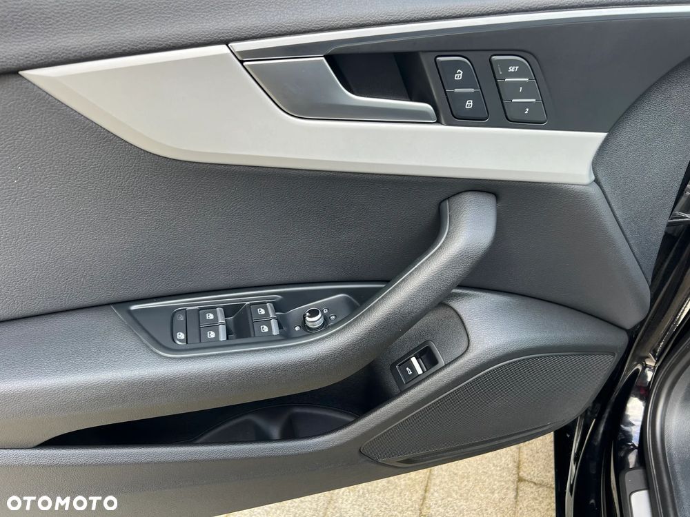 Audi A4 Limousine 2.0 TFSI quattro S tronic design - 29