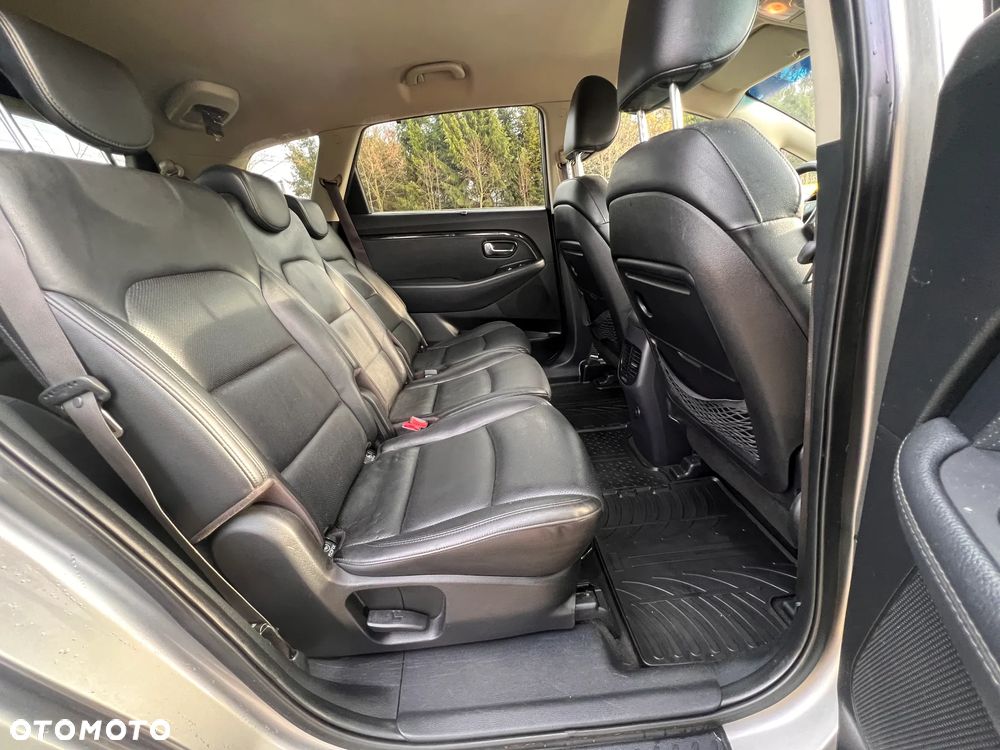 Kia Carens 1.7 CRDi Spirit - 14