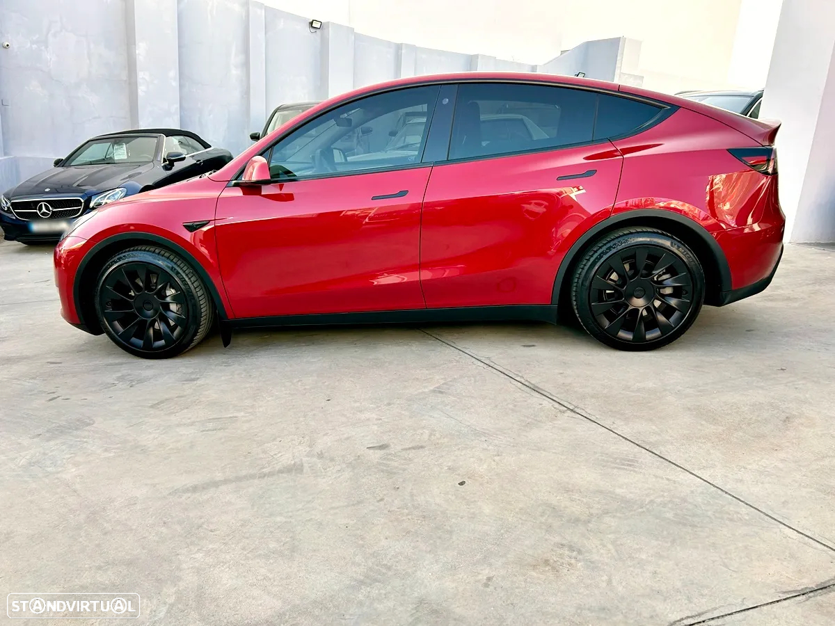 Tesla Model Y Long Range Dual Motor AWD - 6