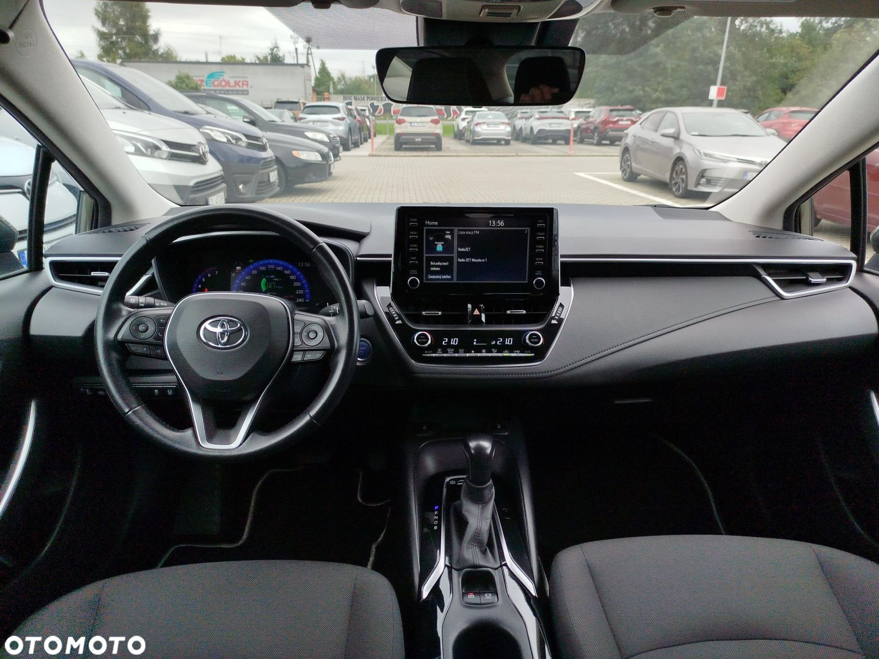 Toyota Corolla - 12