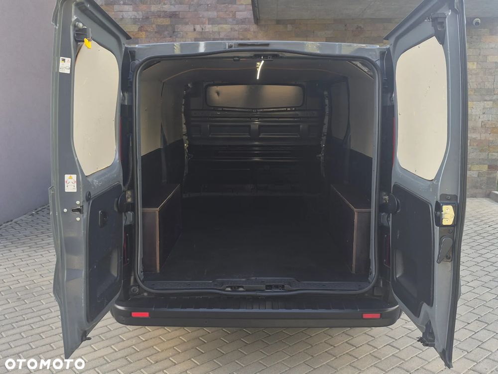 Renault Trafic - 13