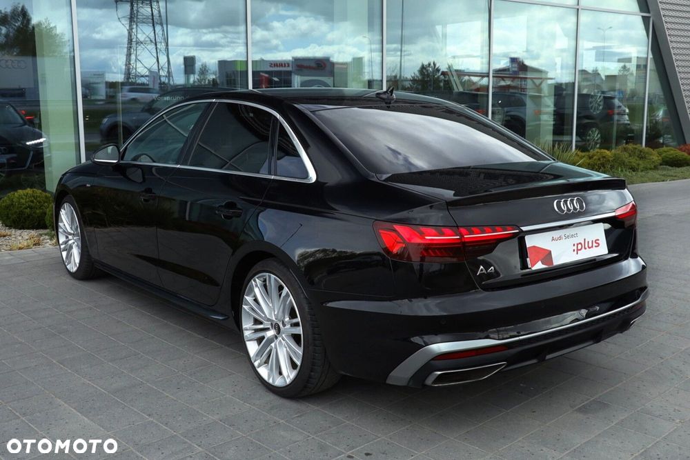 Audi A4 Limousine - 5