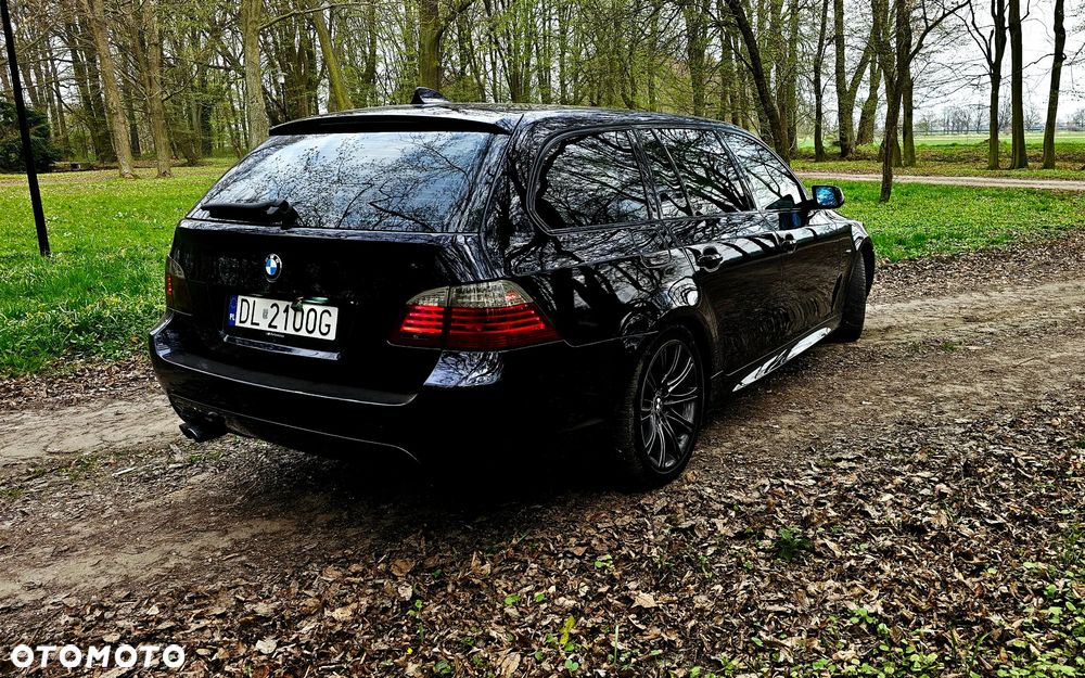 BMW Seria 5 525d - 7