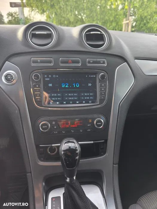 Ford Mondeo 2.0 TDCi Powershift Business Class - 8