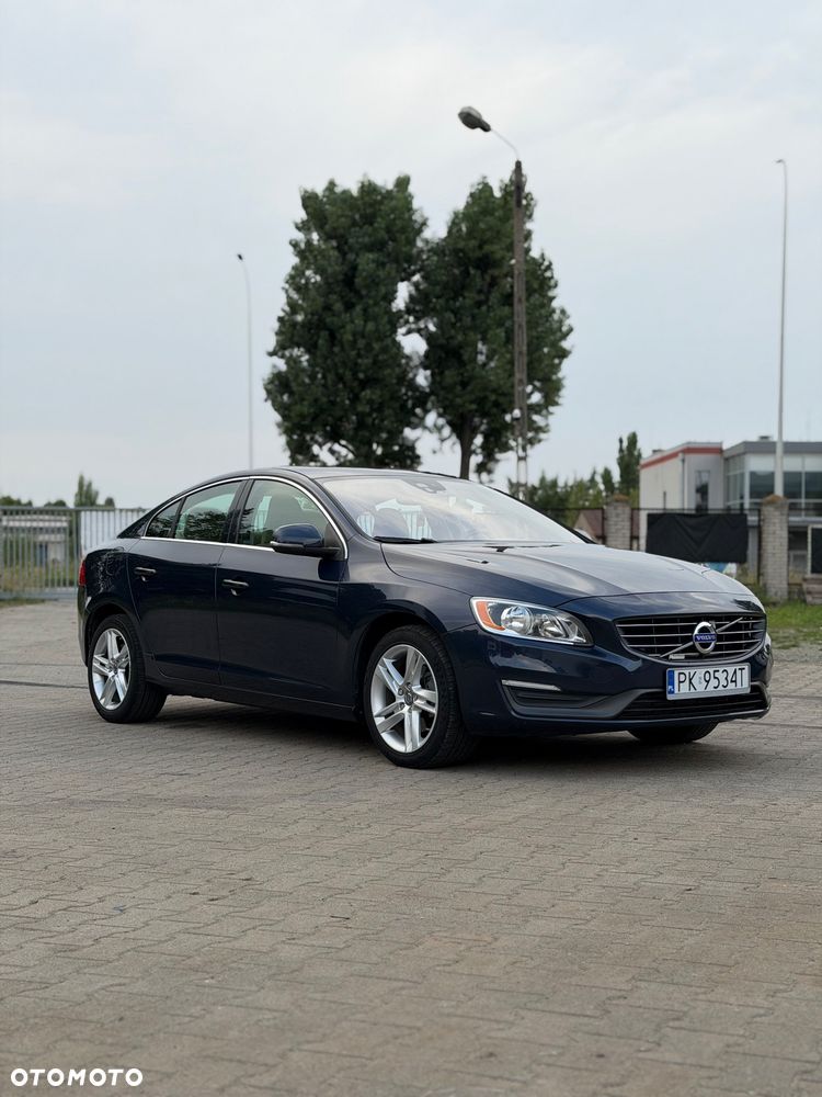 Volvo S60 T5 Geartronic Momentum - 3