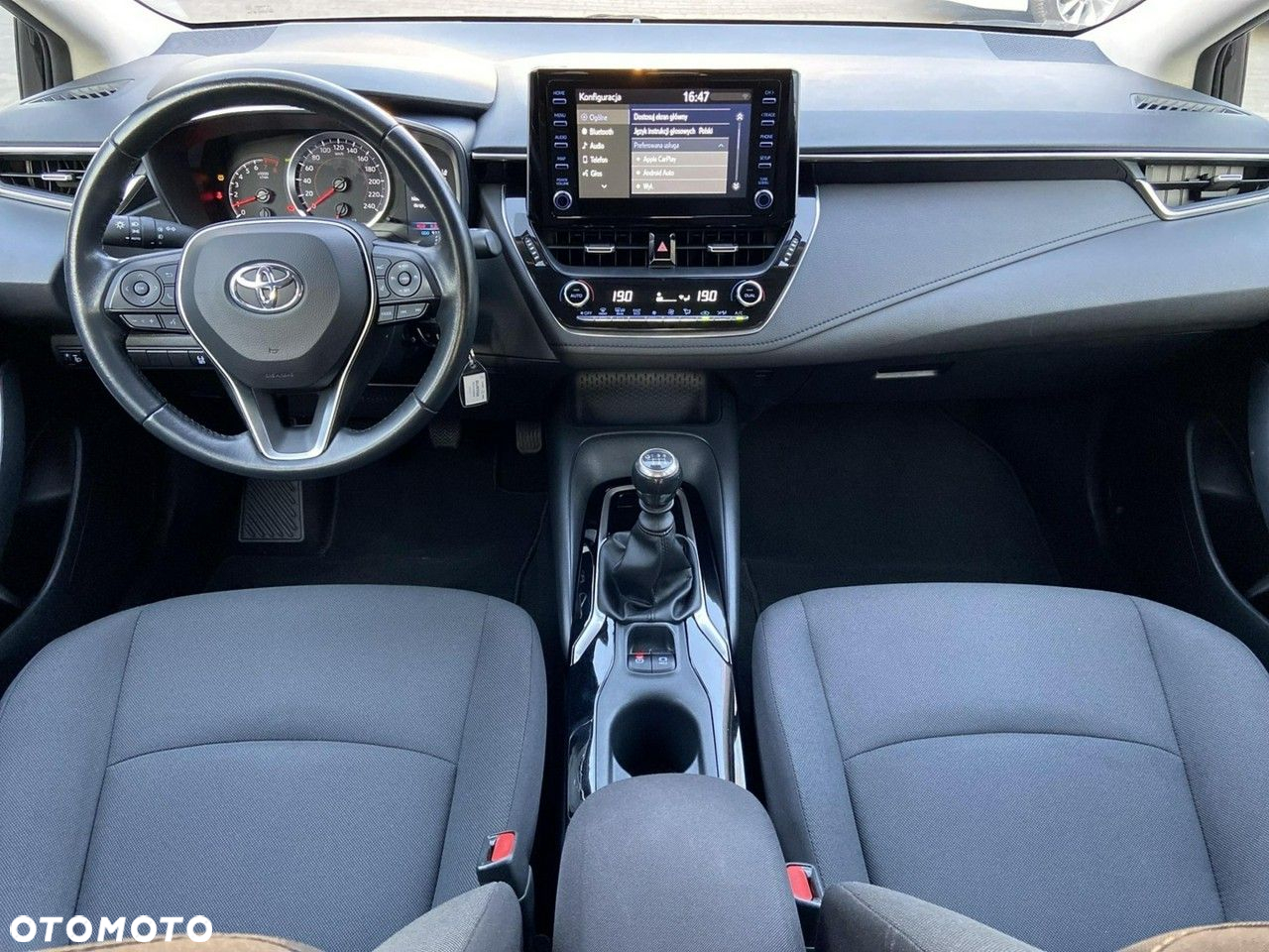 Toyota Corolla 1.5 Comfort - 10