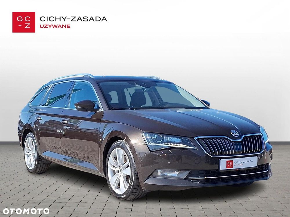 Skoda Superb 2.0 TDI Style DSG - 7