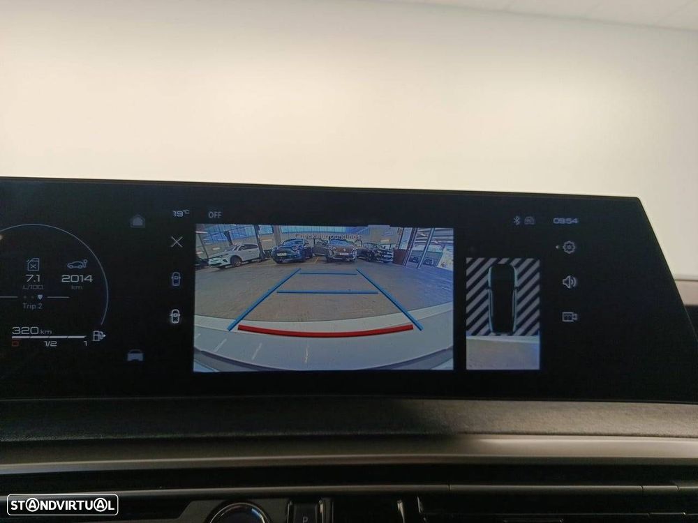 Peugeot 3008 1.2 Hybrid Allure e-DCS6 - 24