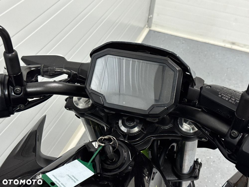 Kawasaki Z - 15