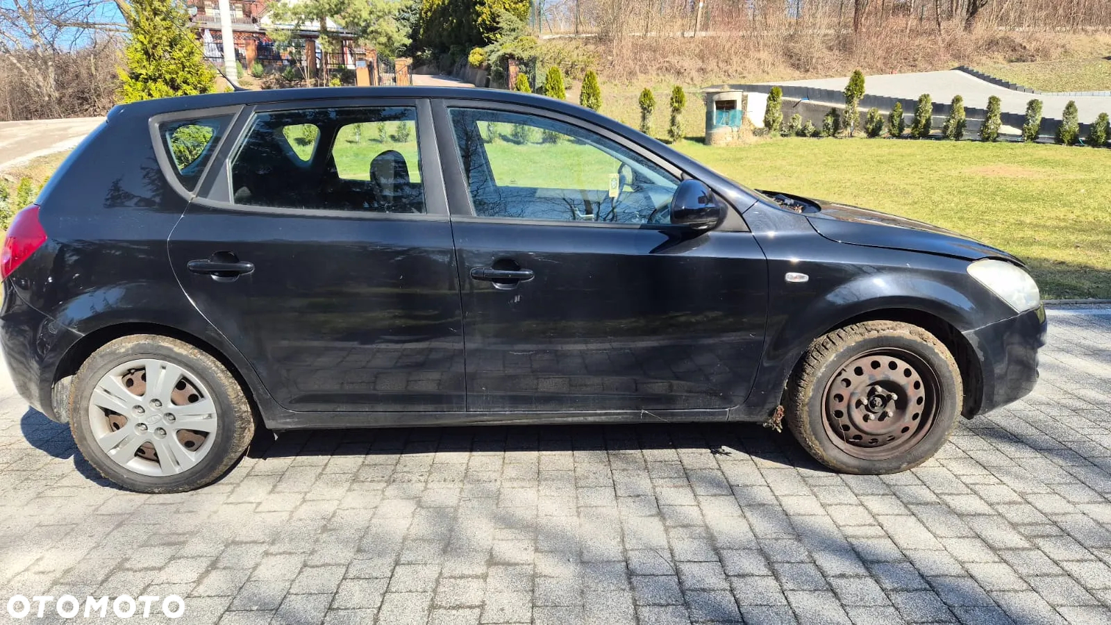 Kia Ceed 1.6 CRDi 90 ISG Spirit - 9