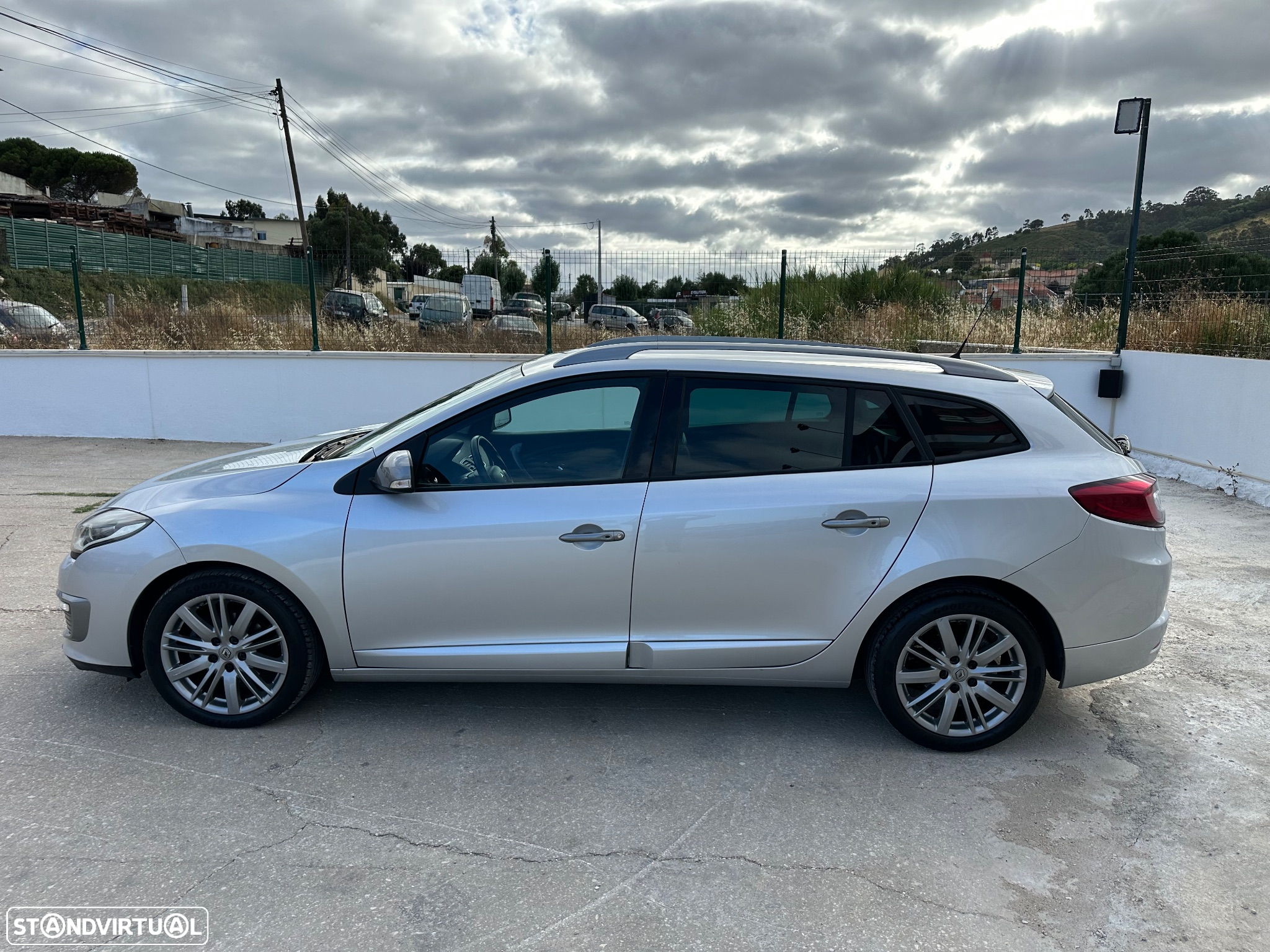 Renault Mégane Sport Tourer 1.6 dCi GT Line SS - 22