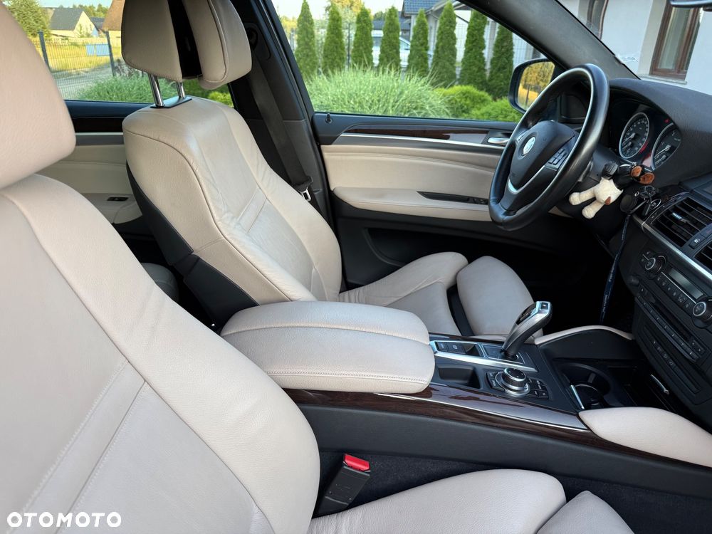 BMW X6 - 26