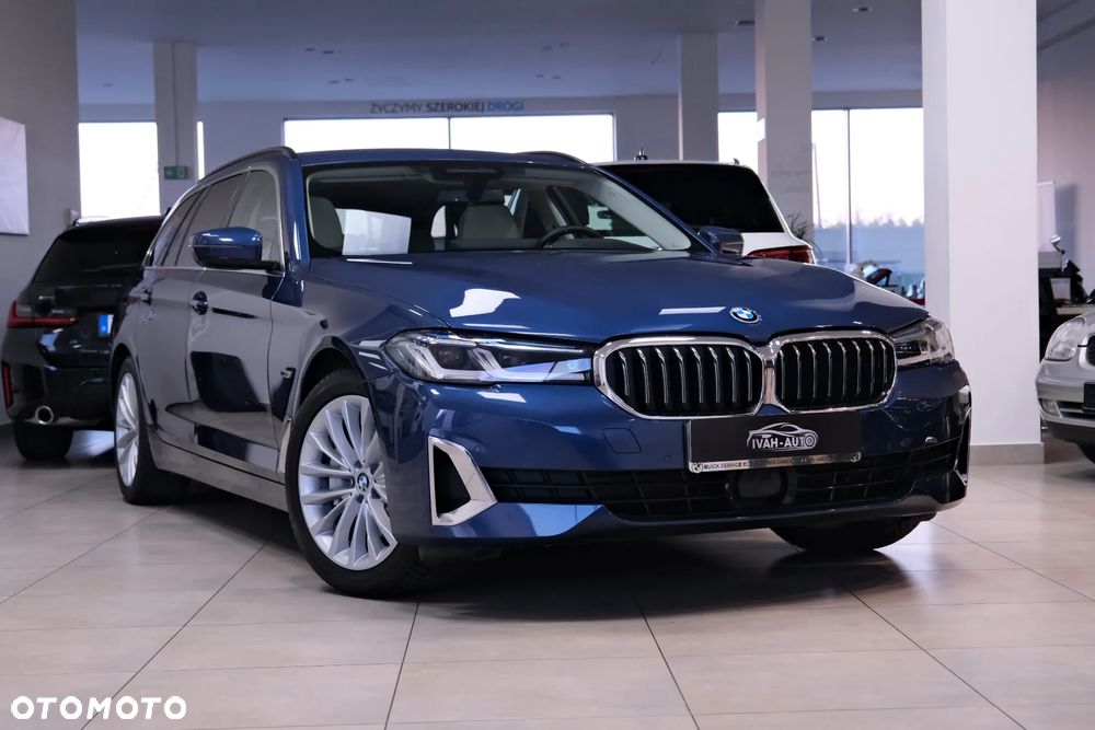 BMW Seria 5 530e PHEV M Sport - 1