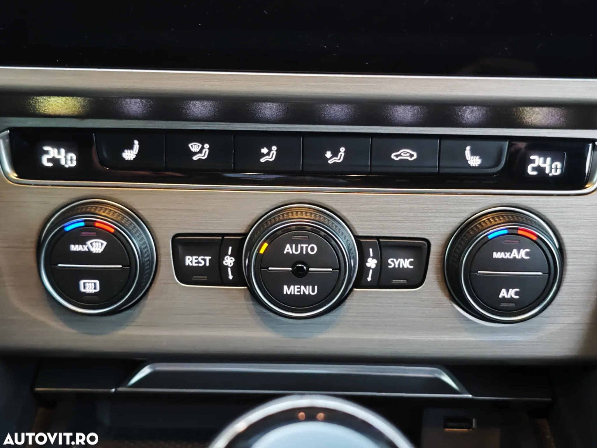 Volkswagen Passat - 20