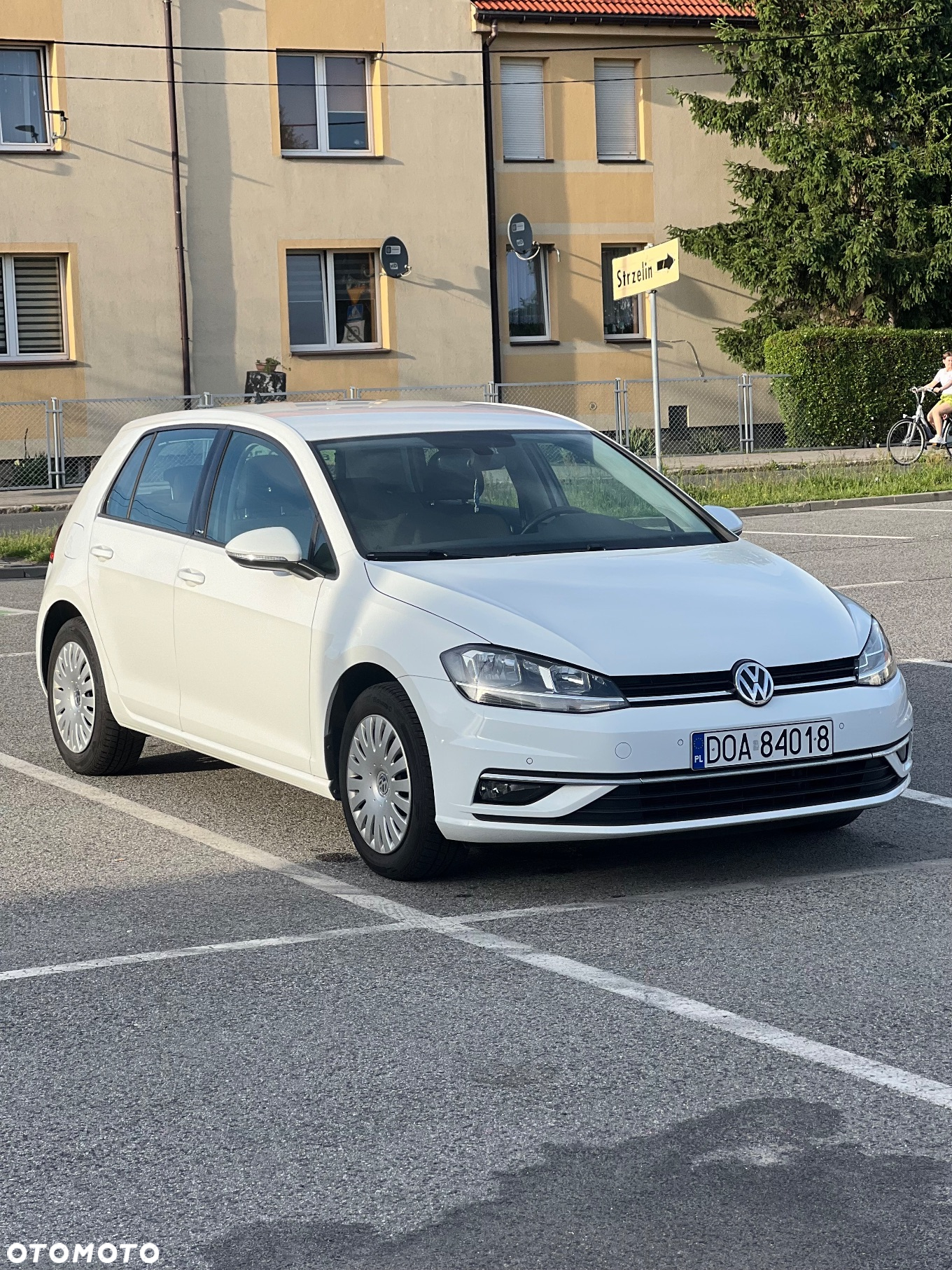 Volkswagen Golf 1.0 TSI (BlueMotion Technology) Comfortline - 11