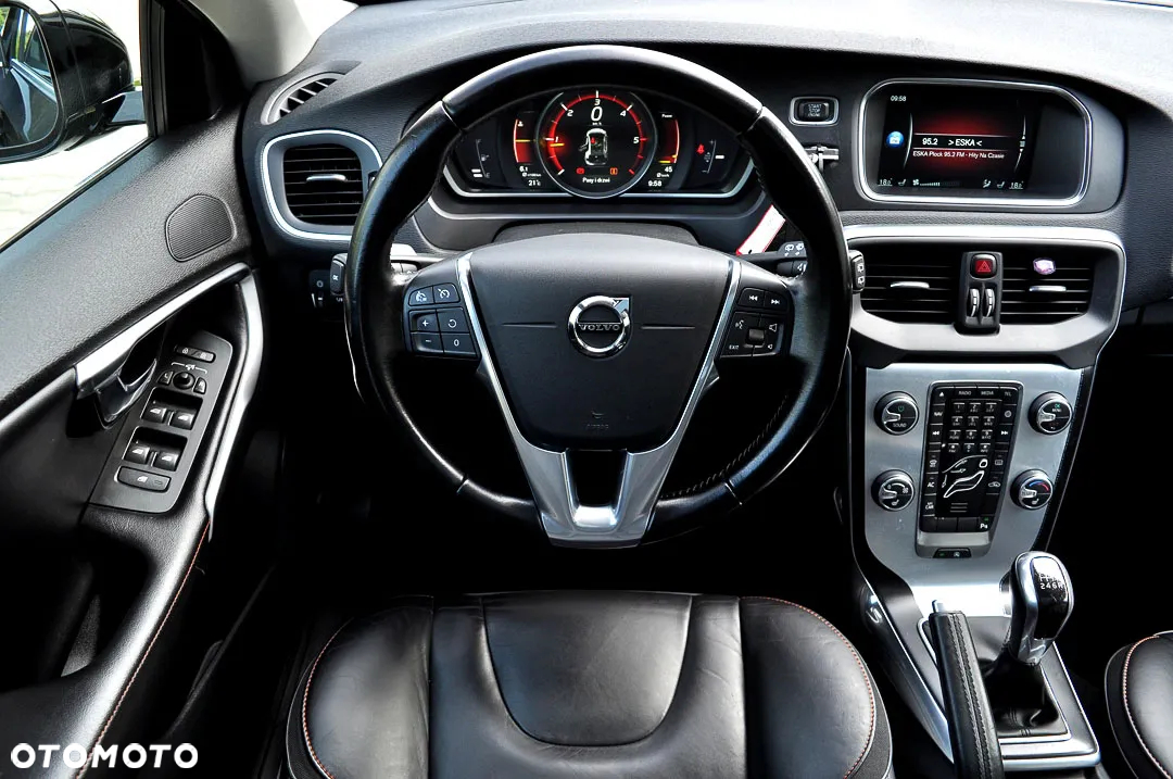 Volvo V40 D2 Drive-E Ocean Race - 7