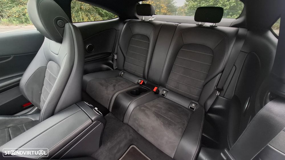 Mercedes-Benz C 220 d AMG Line - 27
