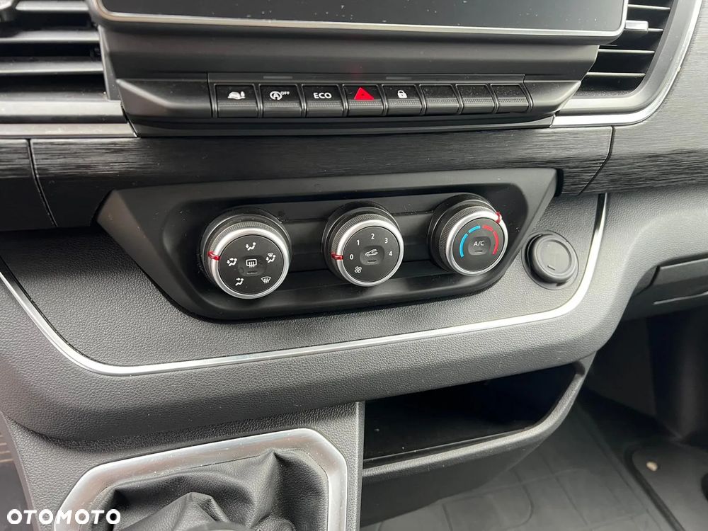 Renault Trafic Kombi 2.0 Blue dCi L2 Equilibre - 21